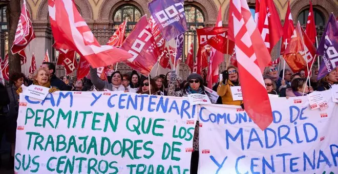 Dos residencias gestionadas por Ayuso suplen a enfermeras con auxiliares, pasan semanas sin médico y no tienen ni toallas