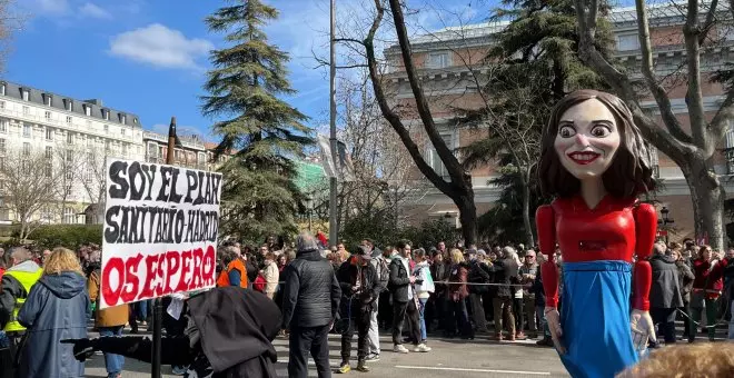 Madrid vuelve a teñirse de blanco para proteger la sanidad pública y exigir mejoras en la Atención Primaria