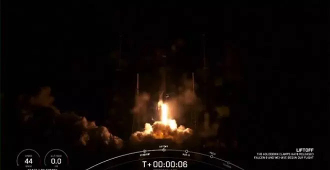 SpaceX lanza al espacio un satélite de comunicaciones