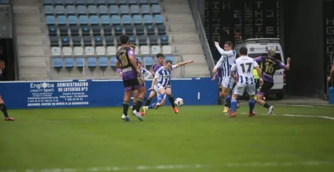 Gimnástica y Valladolid Promesas firman un empate sin goles en un partido disputado