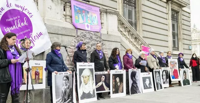 Feministas católicas se oponen al machismo de la Iglesia: "La religión nace de la comunidad, no de someter a mujeres"