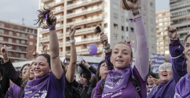 Una sentencia pionera prohíbe a un condenado por abusar de su hija negar los hechos ante terceras personas