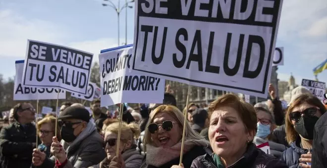 La asociación por la sanidad pública critica el pacto de los médicos con Ayuso: "No ayuda a los pacientes"