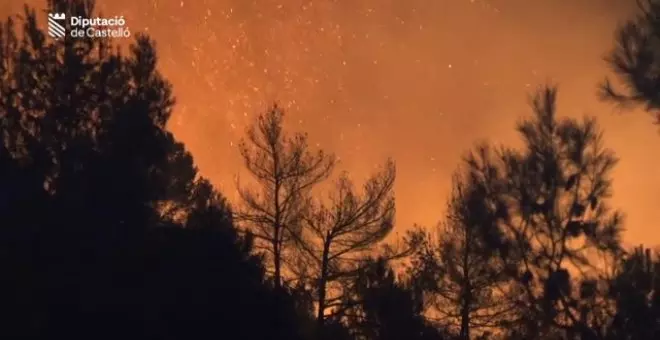 Las condiciones meteorológicas ayudan a avanzar en el control del incendio de Castellón