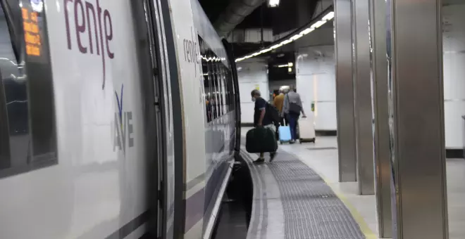 Atrapats durant uns minuts més de 100 passatgers en un altre AVE avariat a l'interior d'un dels túnels de Sants