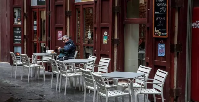 Otras miradas - La manzana de la discordia y las anchoas de Santoña