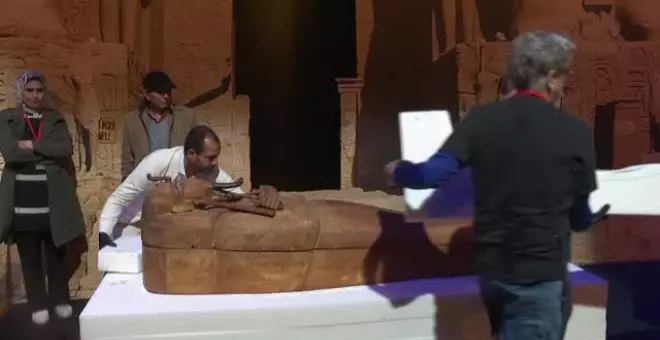 El féretro de Ramses II llega a París para una exposición temporal