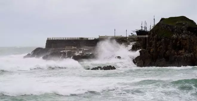 Se retoma la búsqueda del pescador desaparecido en el naufragio del 'Vilaboa Uno', a la espera del robot