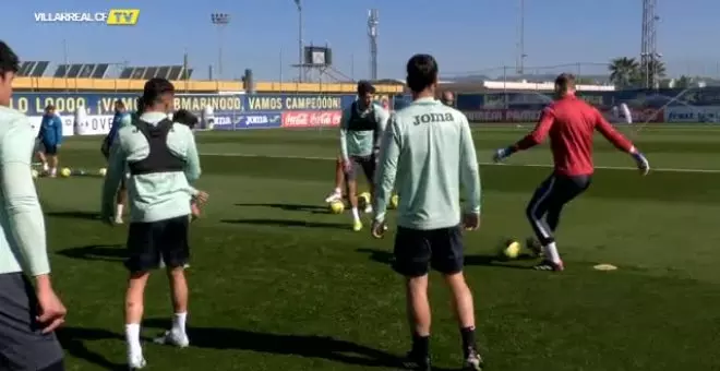 Pau Torres y Raúl Albiol se entrenan con el grupo en la vuelta al trabajo del Villarreal