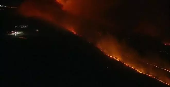 Gigantesco incendio en un bosque de New Jersey