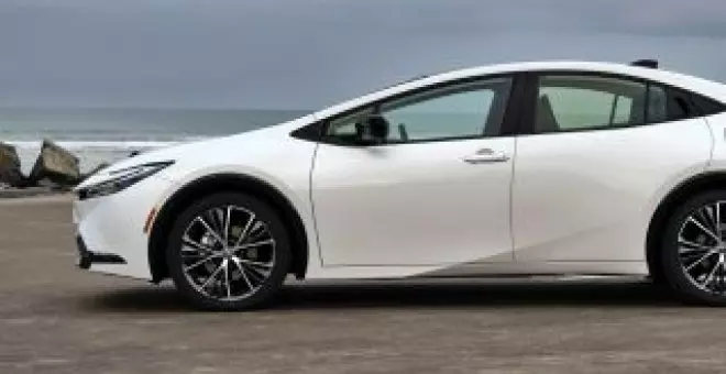 Un radical aspecto y unos consumos ridículos: así son las versiones más baratas del nuevo Toyota Prius