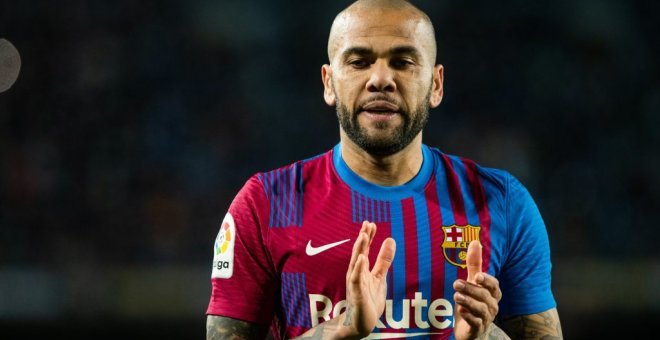 La víctima de Dani Alves denuncia la publicación de sus datos personales por parte del entorno del futbolista