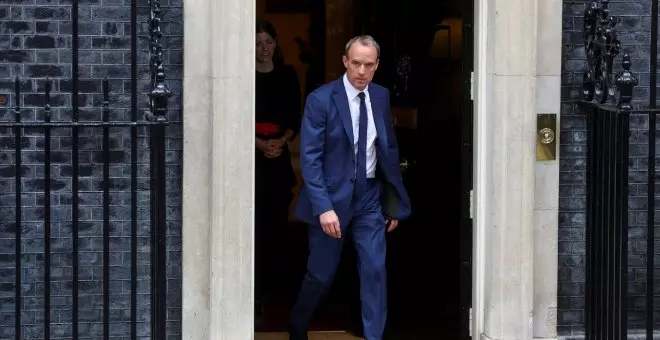 Dimite Dominic Raab, viceprimer ministro británico, acusado de acoso laboral