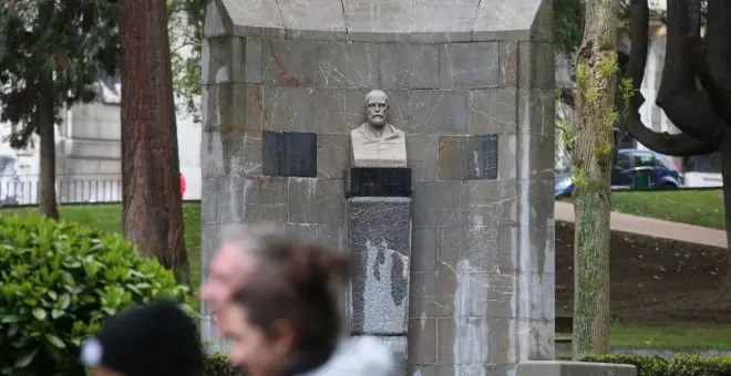 El PP de Oviedo vota en contra de conceder el título de Hijo Adoptivo a Clarín, autor de La Regenta