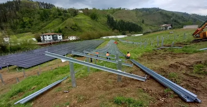 Andalucía da los primeros pasos para su propio grupo cooperativo de energía barata y limpia