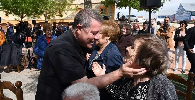 Emiliano García-Page y sus miles de kilómetros en campaña: la vuelta a Castilla-La Mancha en quince días