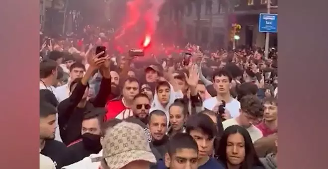 Dominio Público - Escuadrones fascistas en la campaña electoral