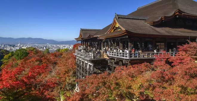 Un paseo por la belleza serena de templos y jardines de Kioto