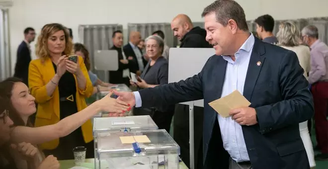 Page (PSOE) invita a votar pensando en el futuro y confía que de las urnas salga hoy "una Castilla-La Mancha en positivo"