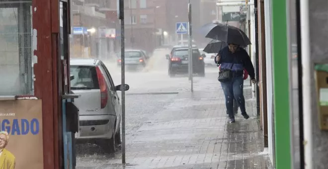 El tiempo para este lunes: casi 30 provincias en riesgo antes de la llegada de la borrasca Óscar