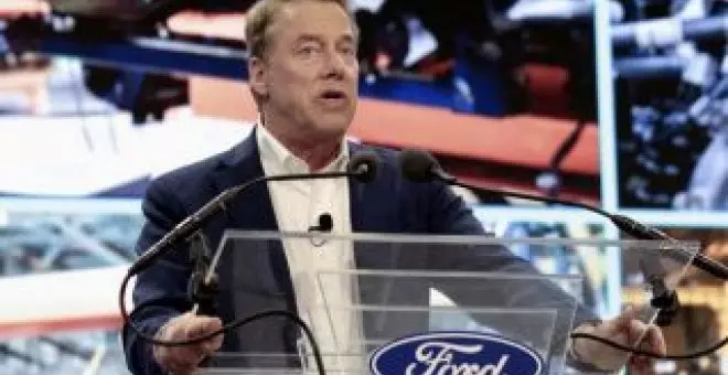 Ford ve 'pelar las barbas de su vecino' y advierte: "No podemos competir con China en coches eléctricos"