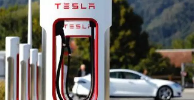 Los supercargadores de Tesla no paran de crecer: 10.000 puntos de recarga solo en Europa (y aumentando)