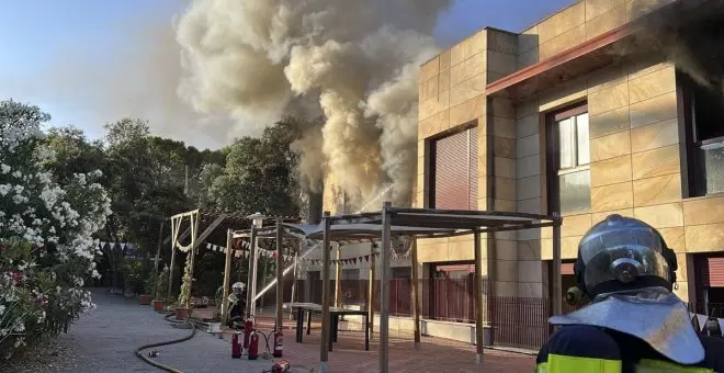 Una fallecida y diez intoxicados leves en un incendio en una residencia de Torrelodones