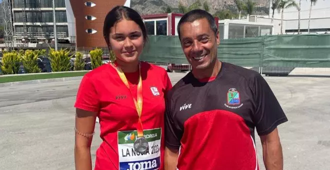 Carla Martínez, subcampeona de España de disco Sub 16