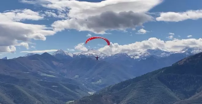 La I Concentración de Parapente 'Año Jubilar' reunirá a 50 pilotos este fin de semana en Liébana