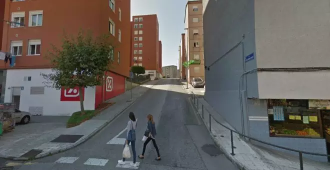 Colisiona contra un edificio en Santander al fallar el freno de su furgón