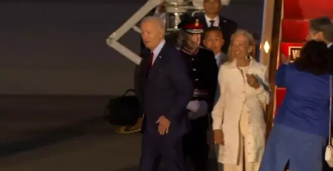 Biden aterriza en Londres antes de desplazarse a la cumbre de la OTAN en Lituania