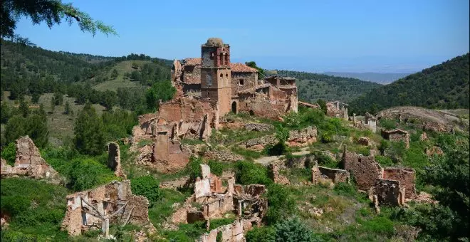 Salto de Castro y otros pueblos abandonados que debes visitar