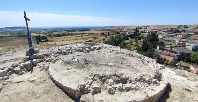 El castillo medieval de Guzmán: un emblema de la arqueología rural y pública