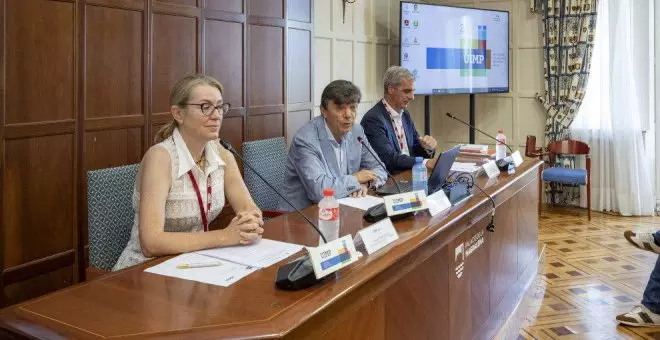 La consejera avisa que superar la carga "puede matar la gallina de los huevos de oro" y "no queremos morir de éxito"