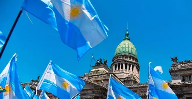 Los argentinos votan el domingo pendientes del dólar