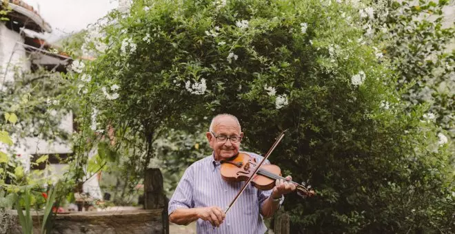 Les Xornaes del Vigulín homenaxen al últimu vigulineru vivu de la tradición en Piloña