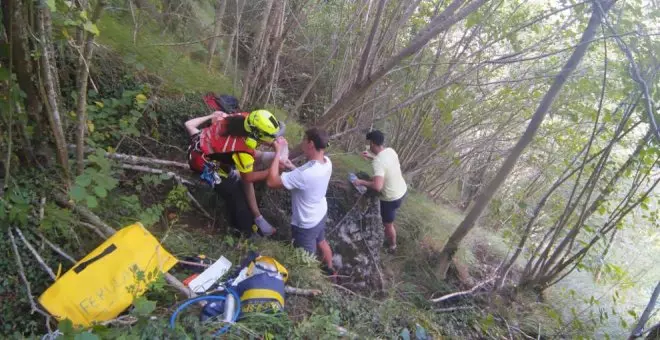 Evacuado un senderista herido tras caerse cuando realizaba la ruta de Tresviso