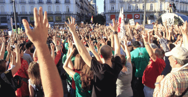 Participación activa y continuada del pueblo