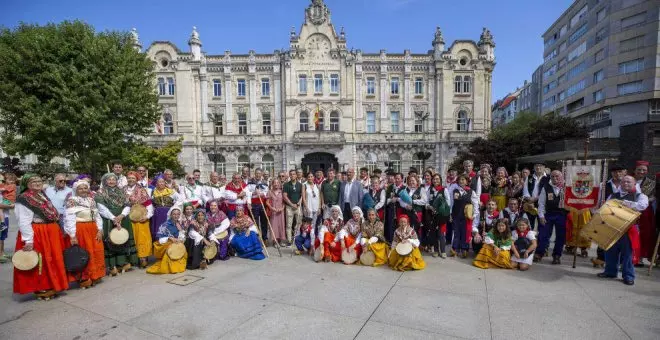 La cultura, las tradiciones y el folclore de Campoo invaden la capital en la III Jornada Campurriana