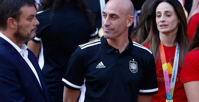 Rubiales se resiste a dimitir y la RFEF convoca una asamblea extraordinaria