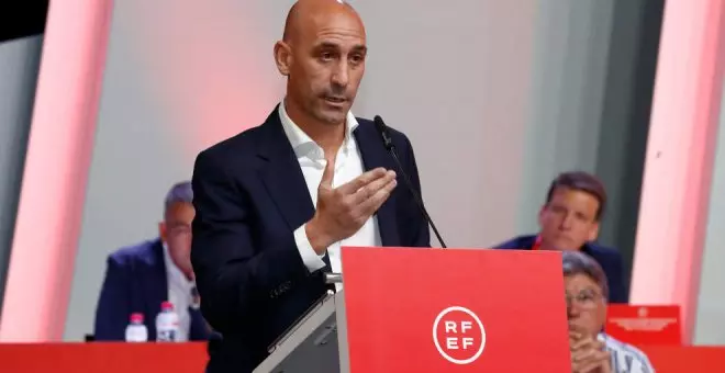 Un ex trabajador de la RFEF denuncia las formas de Luis Rubiales: "aprovechó que tenía cáncer para echarme"