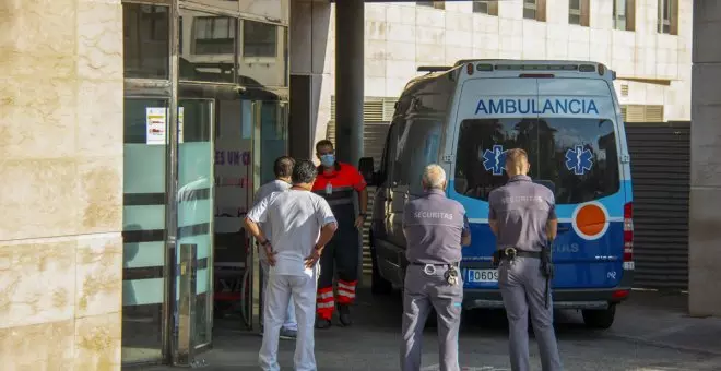 Ingresan a la madre de Rubiales en el hospital de Motril por su débil estado de salud tras tres días de encierro