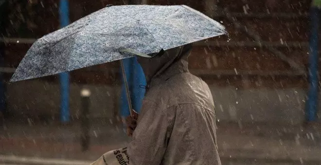 Toda Cantabria estará en riesgo por lluvias y tormentas este sábado