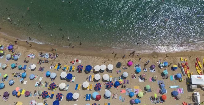 España bate el récord de turistas extranjeros en julio con más de diez millones