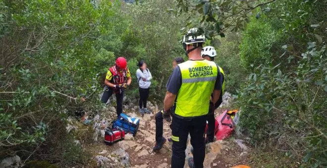 Rescatada una mujer de 60 años tras sufrir una lipotimia en la ruta de Los Ojos del Diablo