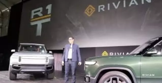 "Como construir un establo en 1910": el CEO de Rivian opina sobre comprar un coche de combustión ahora mismo