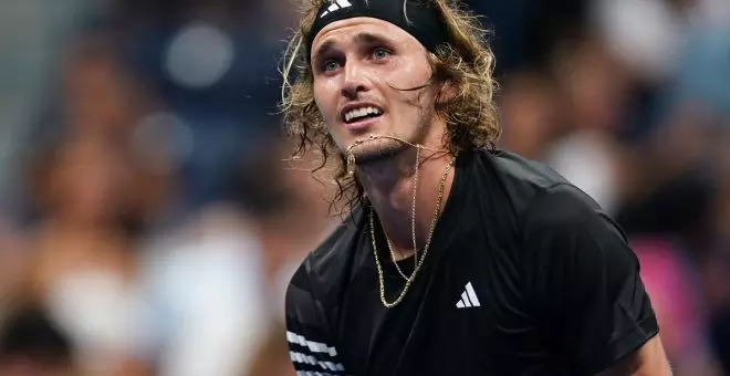 Zverev para su partido en el US Open por los gritos nazis de un espectador