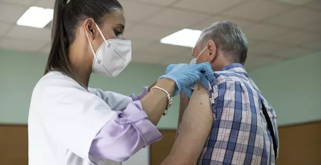 Catalunya participa en un estudi que conclou que les vacunes poden prevenir més d'un 50% la Covid persistent