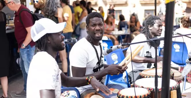 Galería: Fiestes Populares celebró el Día de África en Asturies