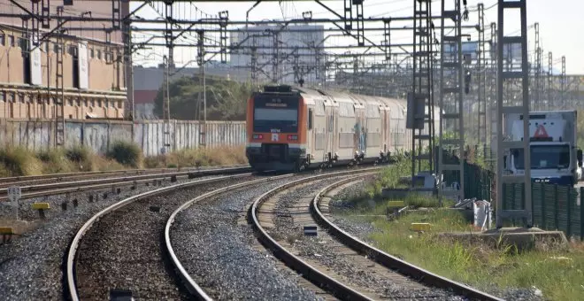 Adif descarta ara que un llamp causés l'avaria del maig a Gavà, que va paralitzar l'R2 de Rodalies